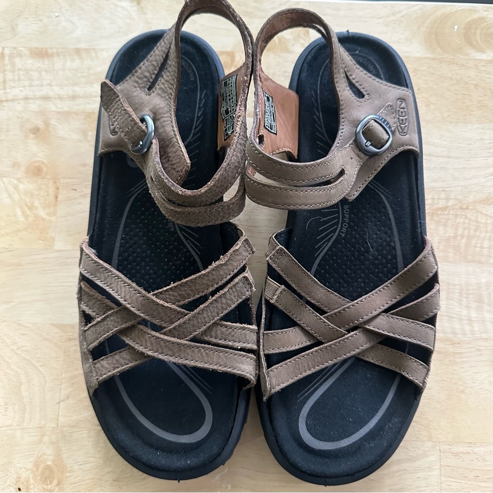 Keen Rialto II Naples Sandals In Plaza Taupe/Bungee - Picture 2 of 5